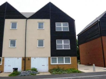 4 bedroom Terraced House to let in Cloudeseley Close, Bexley, Sidcup, DA14