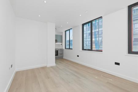 1 bedroom Flat to let in 20-22 Station Road, Bexley, Sidcup, DA15