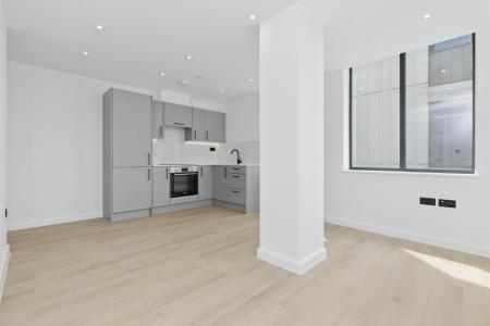 1 bedroom Flat to let in 20-22 Station Road, Bexley, Sidcup, DA15