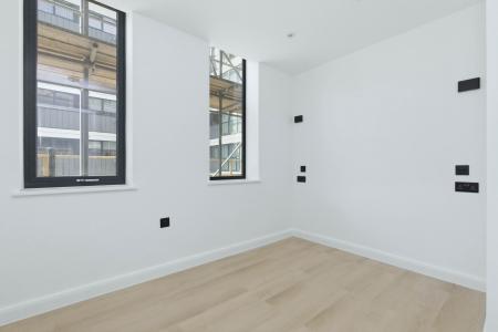 1 bedroom Flat to let in 20-22 Station Road, Bexley, Sidcup, DA15
