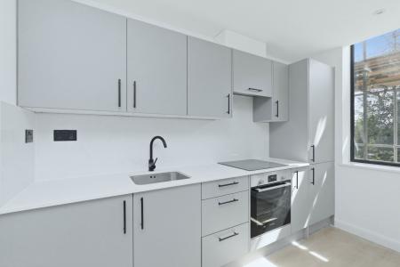 1 bedroom Flat to let in 20-22 Station Road, Bexley, Sidcup, DA15
