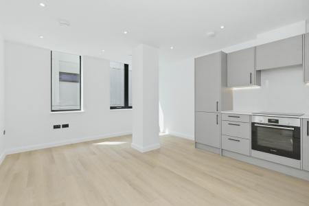 1 bedroom Flat to let in 20-22 Station Road, Bexley, Sidcup, DA15