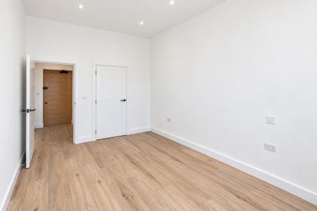 1 bedroom Flat to let in 1 Progressive Close, Bexley, Sidcup, DA14