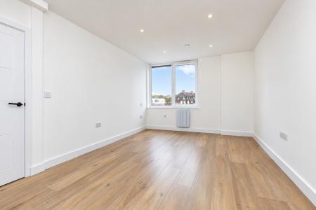1 bedroom Flat to let in 1 Progressive Close, Bexley, Sidcup, DA14
