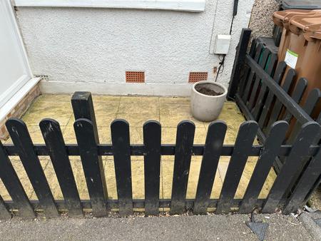 2 bedroom Terraced House to let in Warwick Road, Bexley, Sidcup, DA14