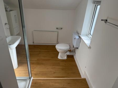 2 bedroom Terraced House to let in West Street, Bexleyheath, DA7