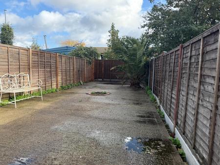 2 bedroom Terraced House to let in West Street, Bexleyheath, DA7