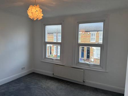 2 bedroom Terraced House to let in West Street, Bexleyheath, DA7