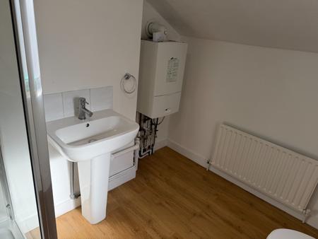 2 bedroom Terraced House to let in West Street, Bexleyheath, DA7