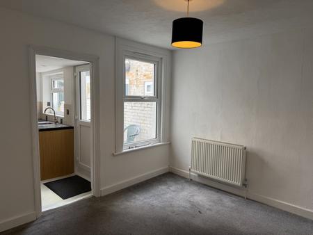 2 bedroom Terraced House to let in West Street, Bexleyheath, DA7