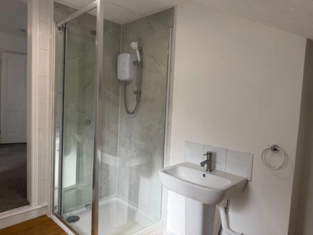 2 bedroom Terraced House to let in West Street, Bexleyheath, DA7