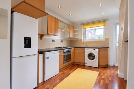 1 bedroom Terraced House for sale in Perry Street, Kent, Maidstone, ME14