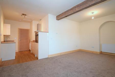 2 bedroom Flat to let in Church Street, Barnoldswick, BB18