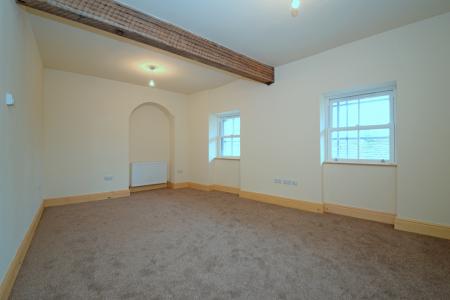 2 bedroom Flat to let in Church Street, Barnoldswick, BB18
