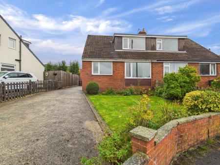 3 bedroom Semi-detached house to let in Craven Avenue, Silsden, BD20