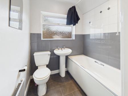 3 bedroom Semi-detached house to let in Craven Avenue, Silsden, BD20