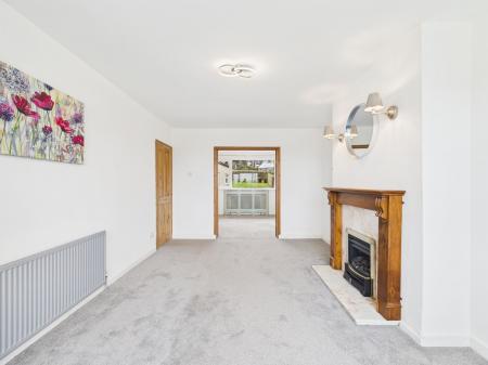 3 bedroom Semi-detached house to let in Craven Avenue, Silsden, BD20