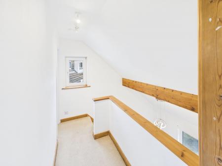 3 bedroom Semi-detached house to let in Craven Avenue, Silsden, BD20