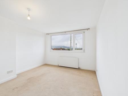 3 bedroom Semi-detached house to let in Craven Avenue, Silsden, BD20