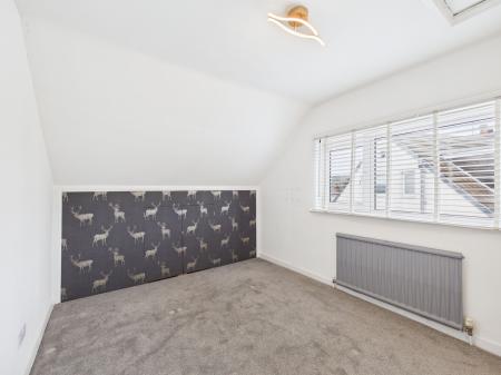 3 bedroom Semi-detached house to let in Craven Avenue, Silsden, BD20