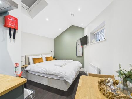 1 bedroom Studio flat to let in Newmarket Street, Skipton, BD23