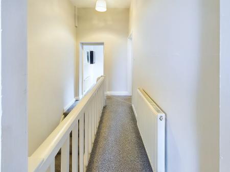 1 bedroom Flat to let in Main Street, Cross Hills, BD20