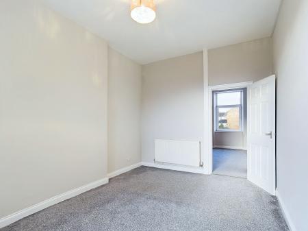 1 bedroom Flat to let in Main Street, Cross Hills, BD20