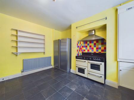 3 bedroom Terraced House to let in Castle View Terrace, Skipton, BD23