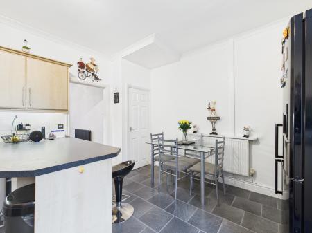 2 bedroom Terraced House to let in Thornton Street, Skipton, BD23