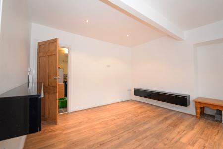 2 bedroom Cottage to let in Chapel Road, Steeton, BD20