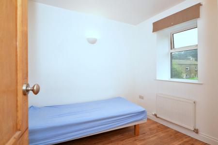 2 bedroom Cottage to let in Chapel Road, Steeton, BD20