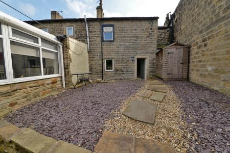 2 bedroom Cottage to let in Chapel Road, Steeton, BD20