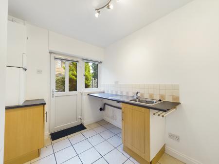 4 bedroom Detached house to let in Woodlands Drive, Skipton, BD23