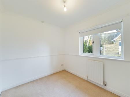 4 bedroom Detached house to let in Woodlands Drive, Skipton, BD23