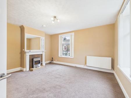 1 bedroom Flat to let in Victoria Road, Earby, BB18