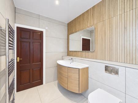 4 bedroom Detached house to let in Marton Close, Gargrave, BD23