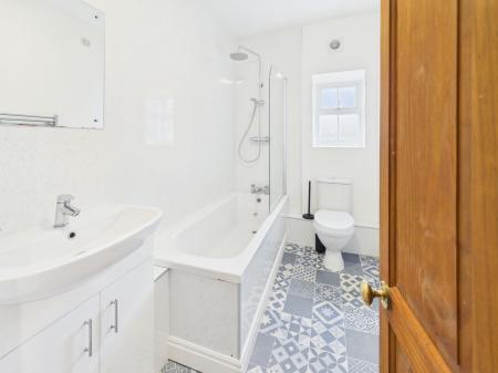 2 bedroom Cottage to let in Elm Tree Square, Embsay, BD23