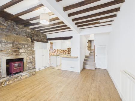 2 bedroom Cottage to let in Elm Tree Square, Embsay, BD23