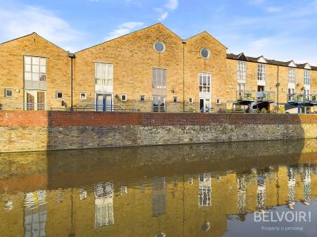 3 bedroom Town house to let in Mill Lane, Skipton, BD23