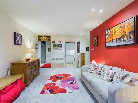 1 bedroom Flat to let in Belmont Wharf, Skipton, BD23