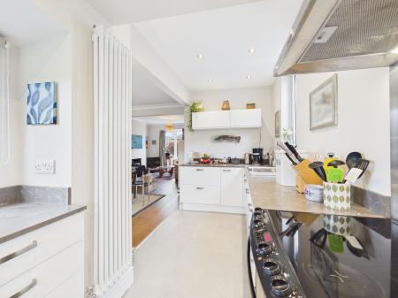 3 bedroom Semi-detached house to let in Skipton Road, Embsay, BD23