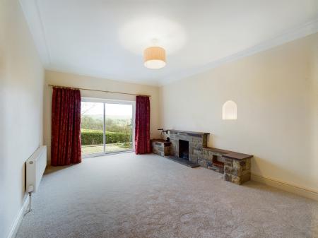 3 bedroom Semi-detached house to let in Hillcrest, East Marton, BD23