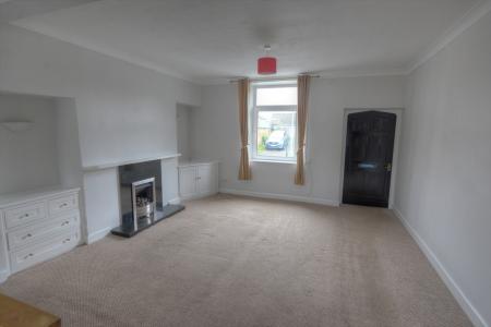 2 bedroom Terraced House to let in Park Lane Terrace, Carleton, BD23