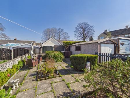 2 bedroom Bungalow to let in Garforth Avenue, Steeton, BD20