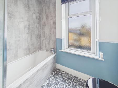 2 bedroom Terraced House to let in Neville Street, Skipton, BD23