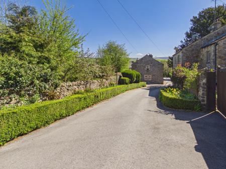 3 bedroom Barn Conversion to let in Skipton Road, Thornton In Craven, BD23