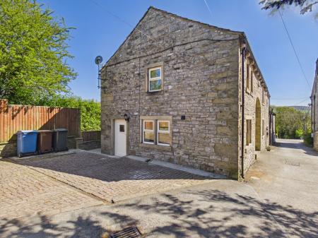 3 bedroom Barn Conversion to let in Skipton Road, Thornton In Craven, BD23