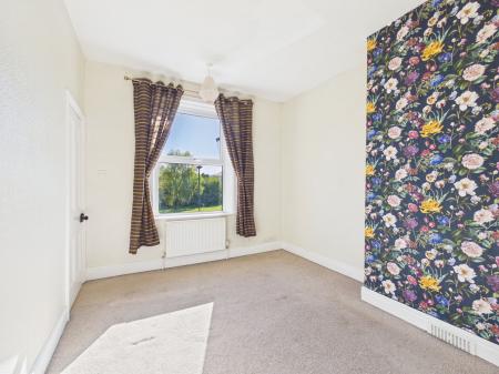 2 bedroom Terraced House to let in Keighley Road, Skipton, BD23