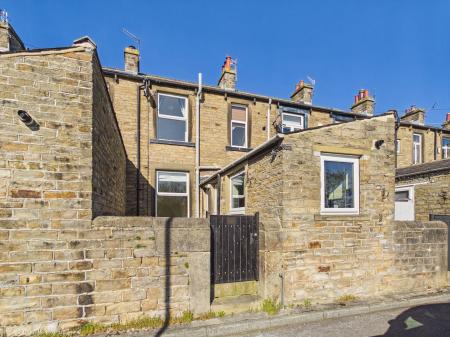 2 bedroom Terraced House to let in Keighley Road, Skipton, BD23