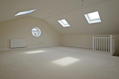 4 bedroom Detached house to let in Higher Raikes Drive, Skipton, BD23